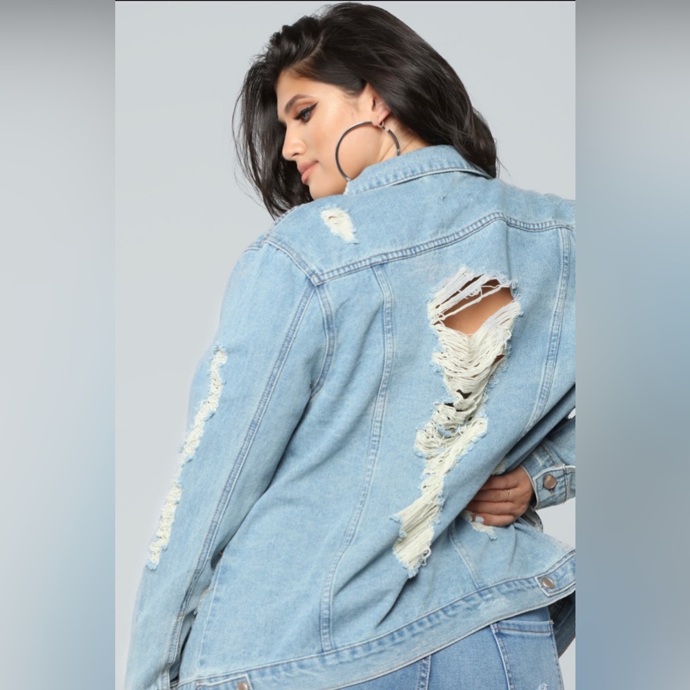 NWOT Fashion Nova Distressed Plus Sized Stereo Love Denim Jacket - Vintage - Picture 2 of 11